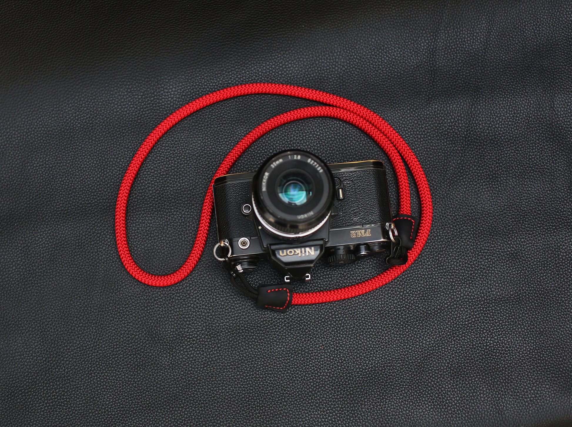 Side view showing rope thickness and clasp attachment