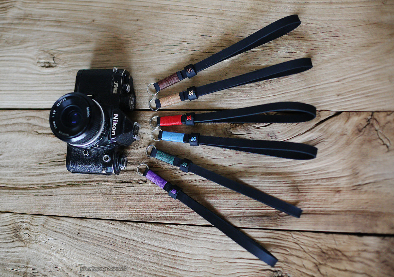 Black handmade leather camera wrist strap band Red | windmup.com - windmup