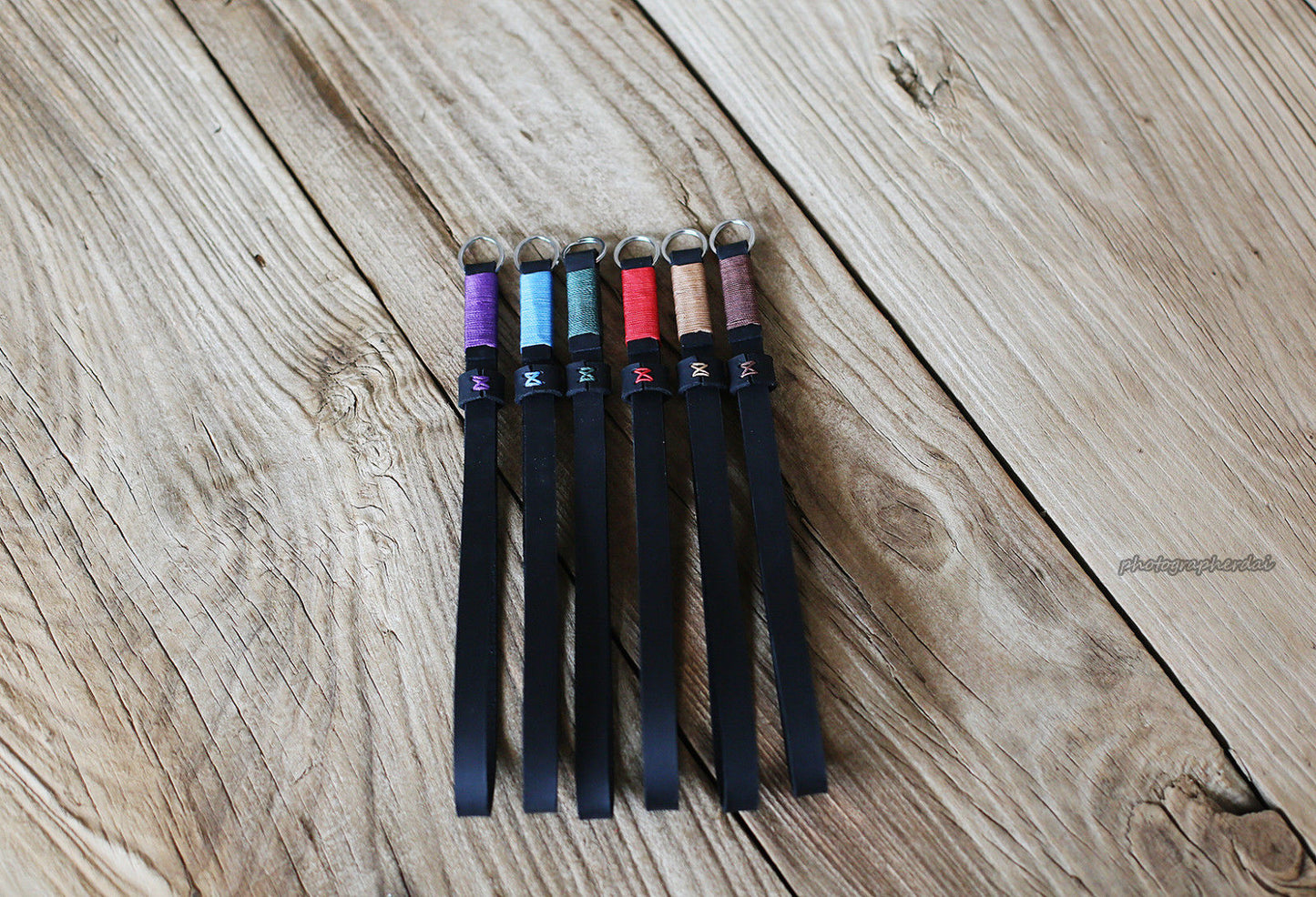 Black handmade leather camera wrist strap band Red | windmup.com - windmup