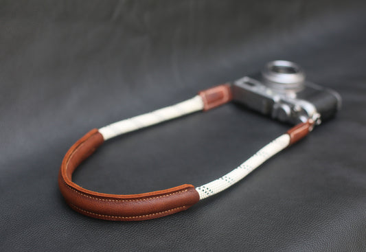 White climbing rope depressurize camera strap - windmup